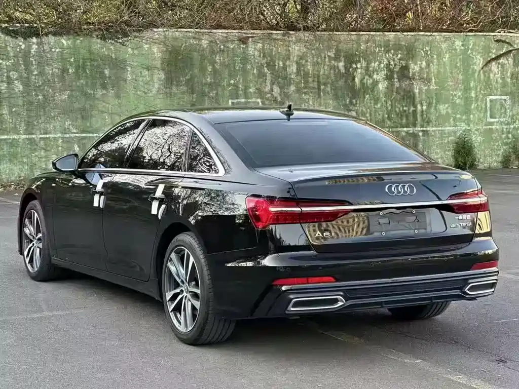 Audi A6L 2022
