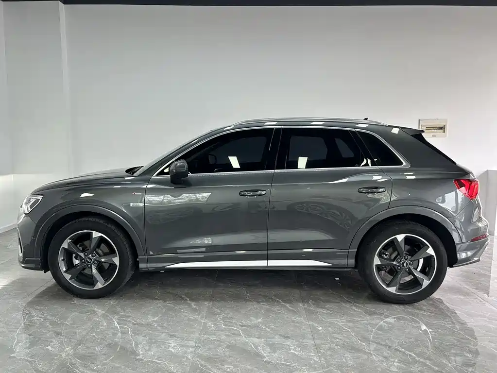 Audi Q3 2023