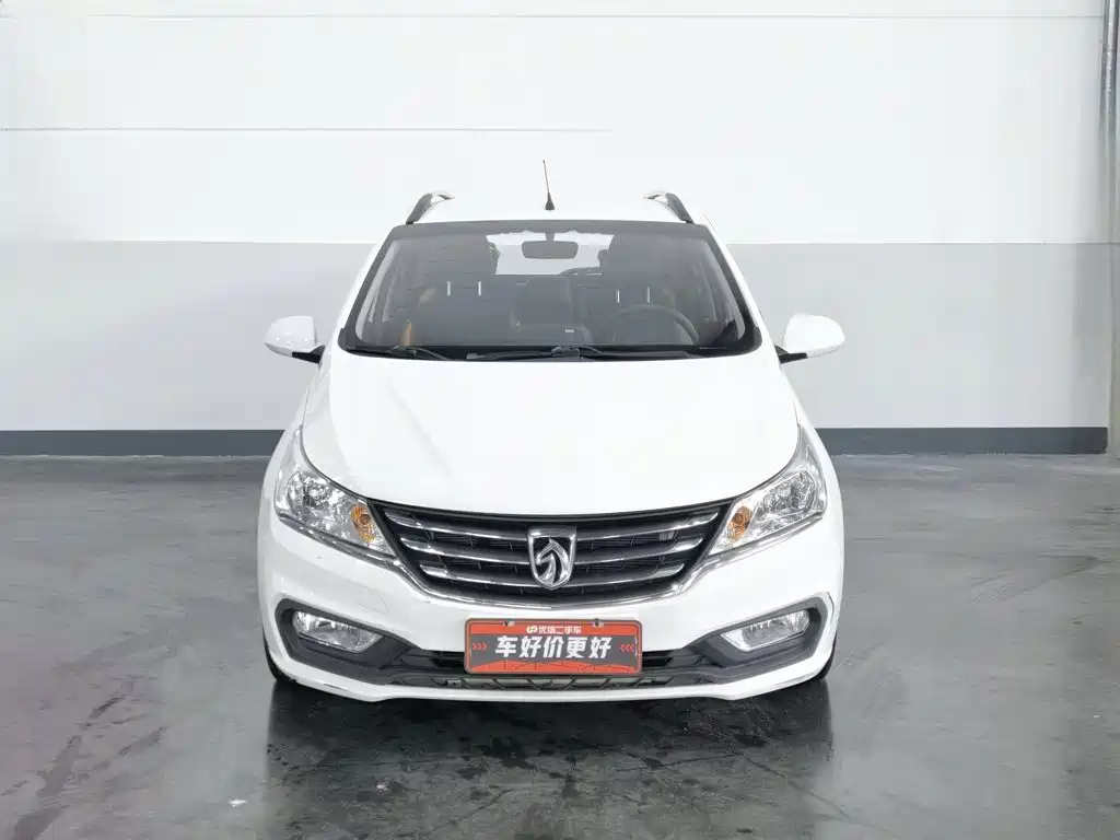 Baojun 310 2017