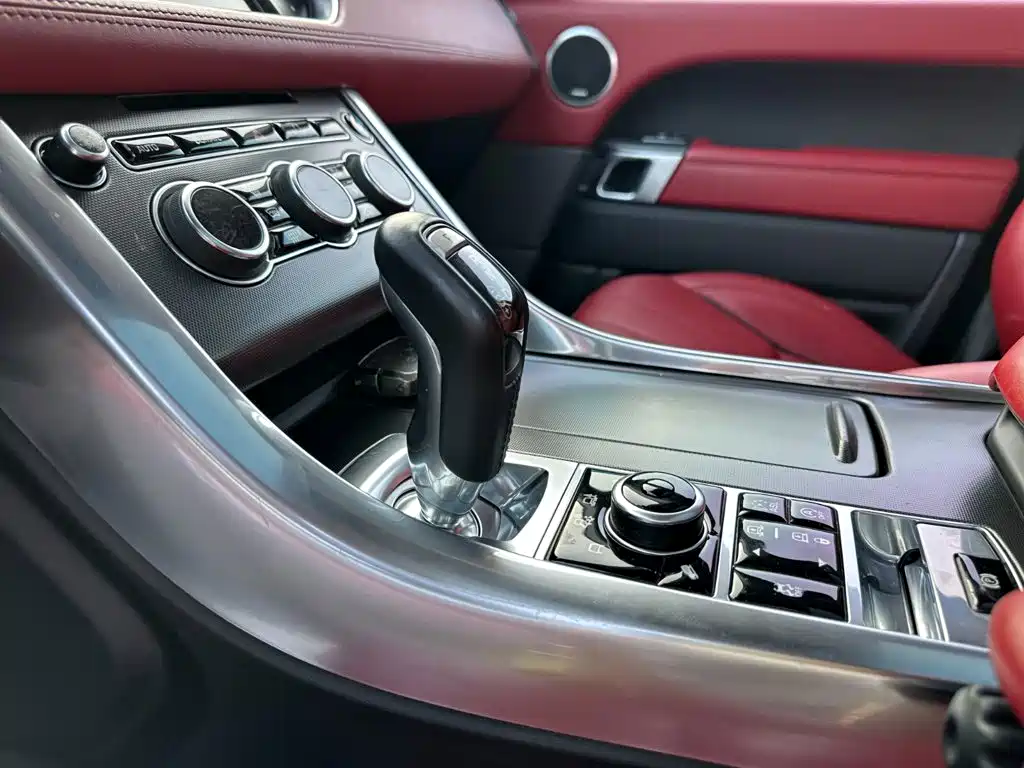 Land Rover Range Rover Sport 2015 — фото 16