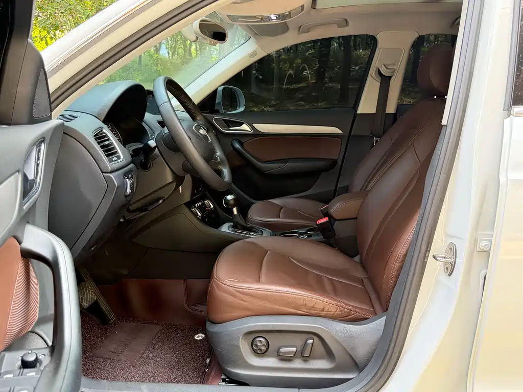 Audi Q3 2014
