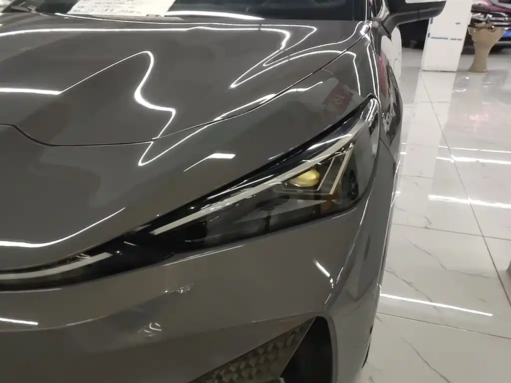 Volkswagen 06 2025 — фото 24
