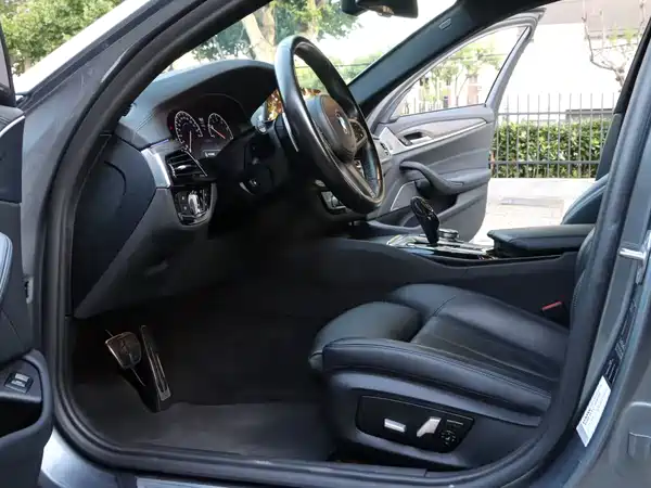 BMW 5 Series 2020