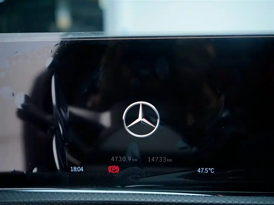 Mercedes-Benz A-Class AMG 2025 — фото 8