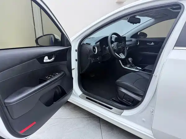 Kia K3 2023