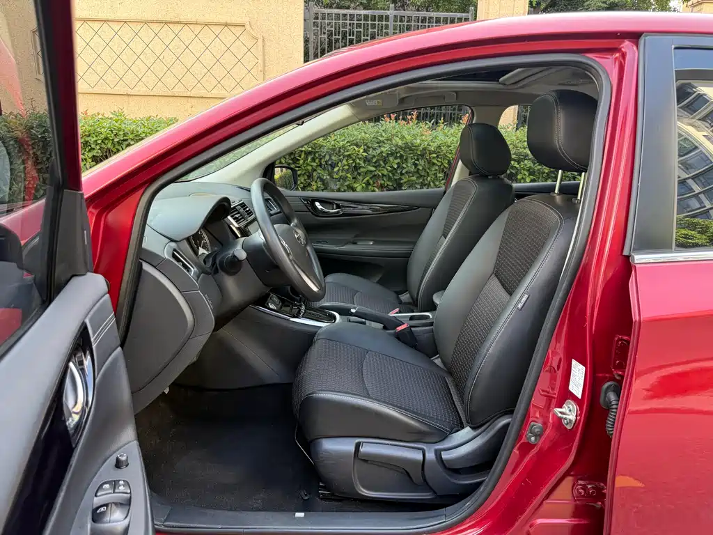 Nissan Tiida 2018 — фото 9
