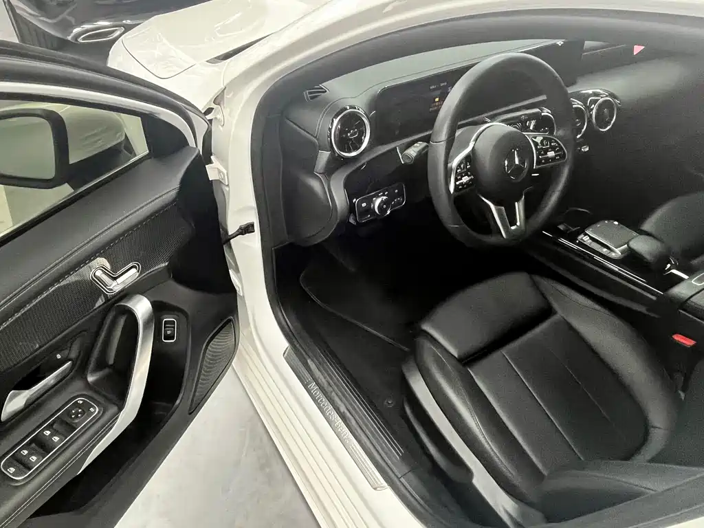 Mercedes-Benz A-Class 2022