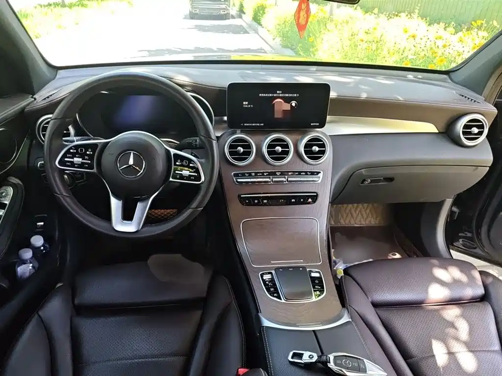 Mercedes-Benz GLC 2022 — фото 13