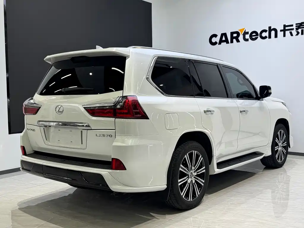 Lexus LX 2019 — фото 6