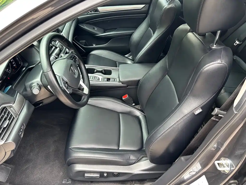 Honda Accord 2022 — фото 23