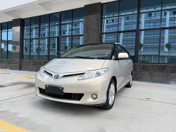 Toyota Previa 2012