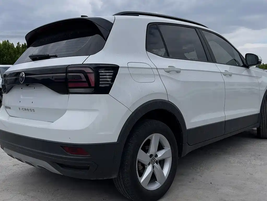 Volkswagen T-Cross 2023