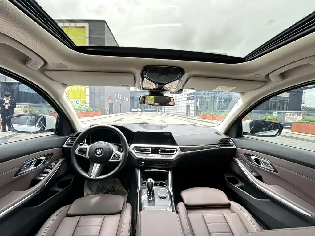BMW 3 Series 2021