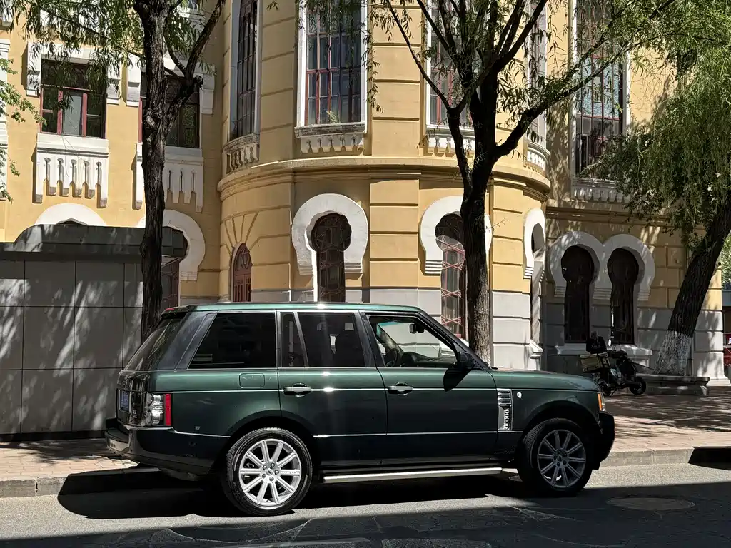 Land Rover Range Rover 2010 — фото 19