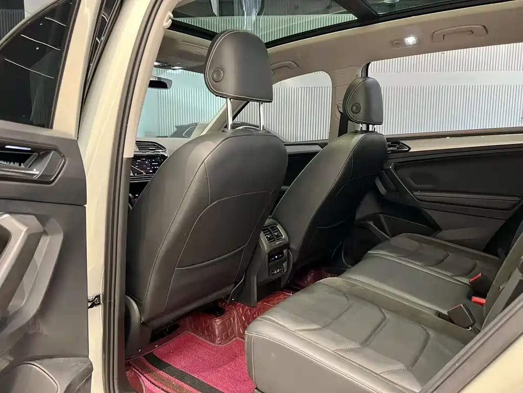 Volkswagen Tiguan L 2019 — фото 9