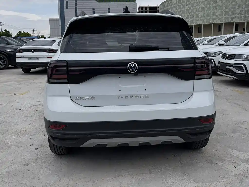 Volkswagen T-Cross 2023