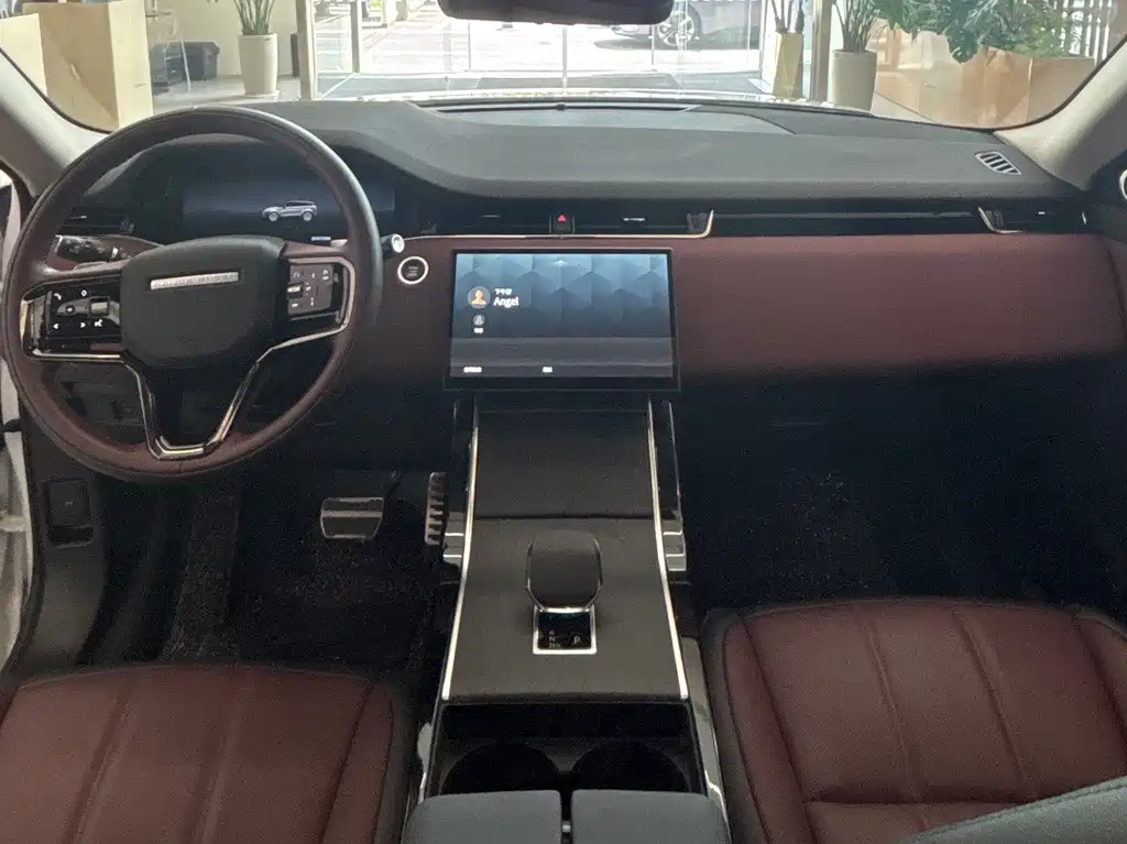 Land Rover Range Rover Evoque 2025 — фото 11