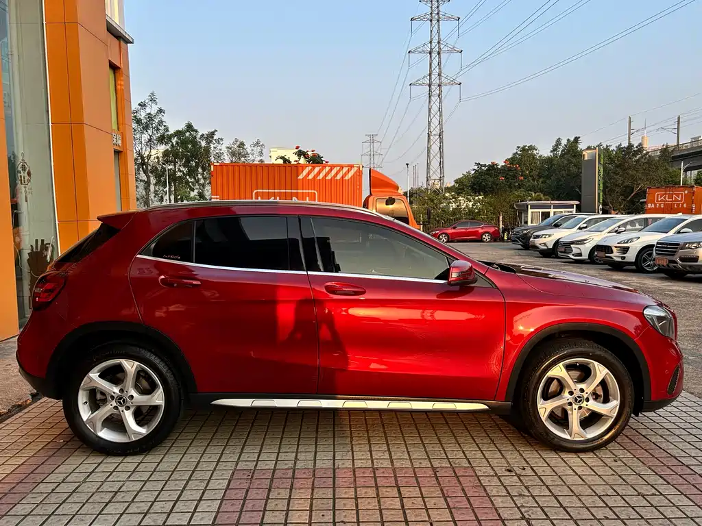 Mercedes-Benz GLA 2018 — фото 8
