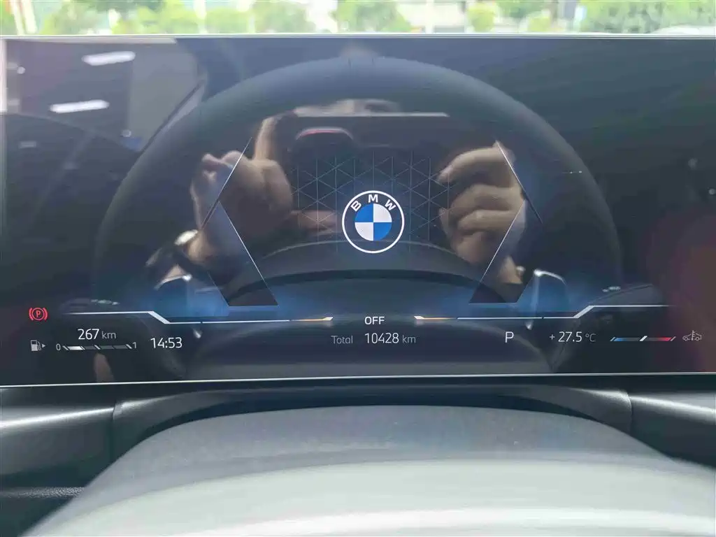 BMW 3 Series 2025 — фото 13