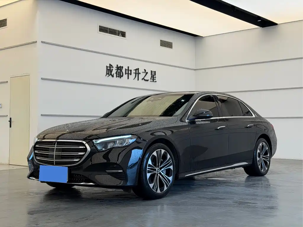 Mercedes-Benz E-Class New Energy 2025 — фото 1