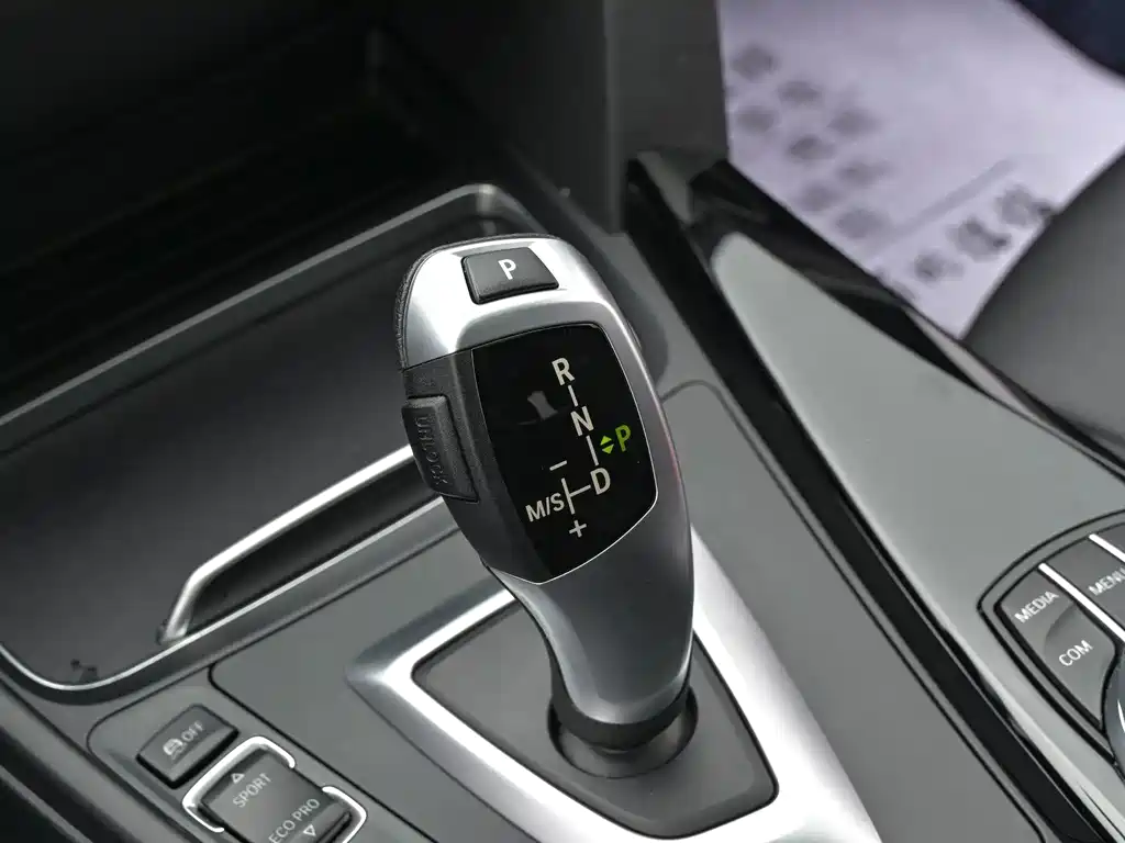 BMW 3 Series GT 2021 — фото 13