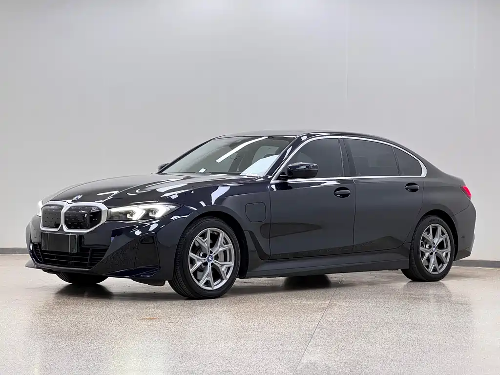 BMW i3 2023 — фото 1