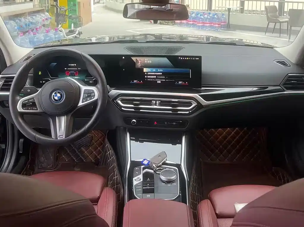 BMW i3 2023 — фото 13