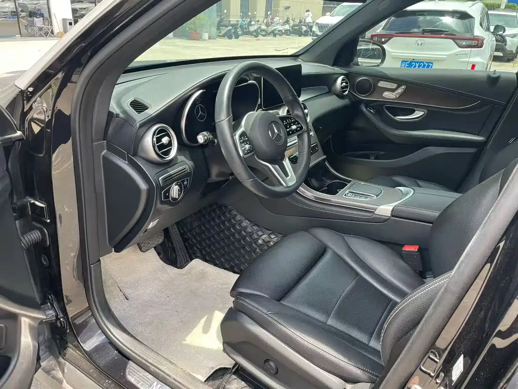 Mercedes-Benz GLC 2019