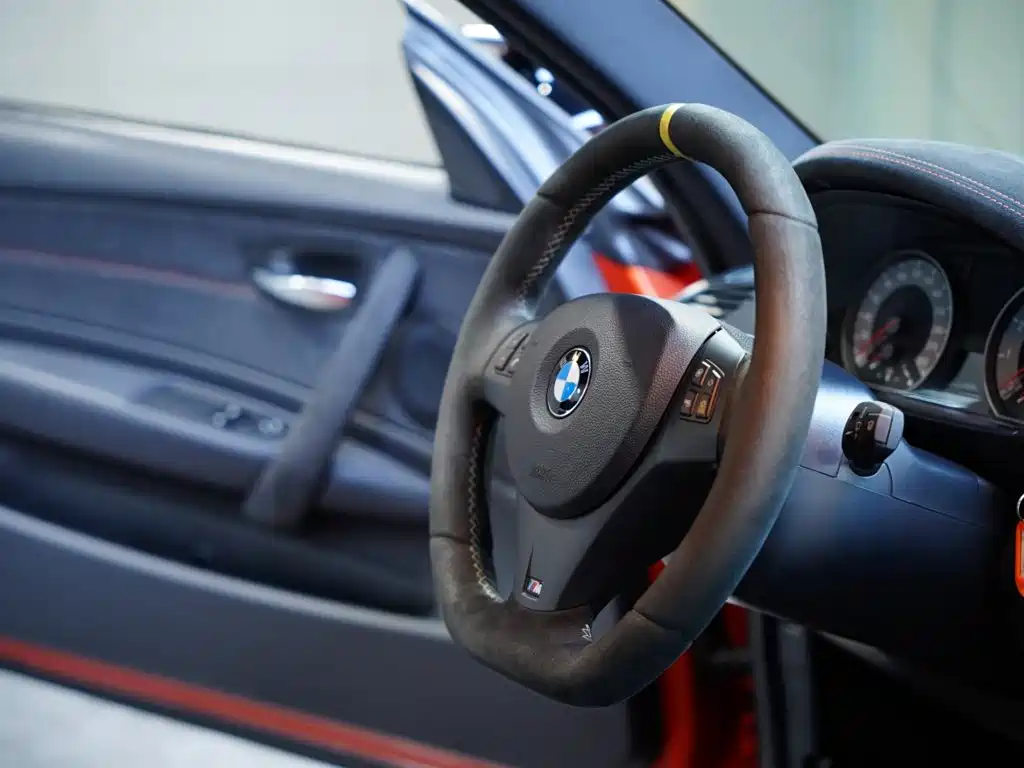 BMW 1 Series M 2012 — фото 28