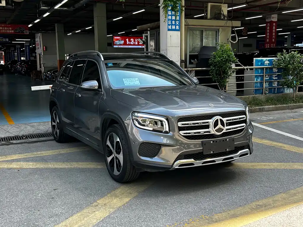 Mercedes-Benz GLB 2023 — фото 3