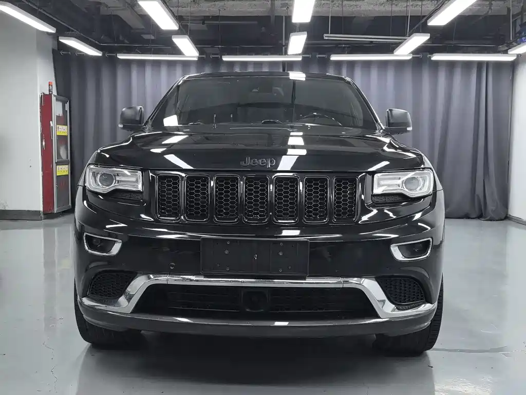 Jeep Grand Cherokee 2015 — фото 2