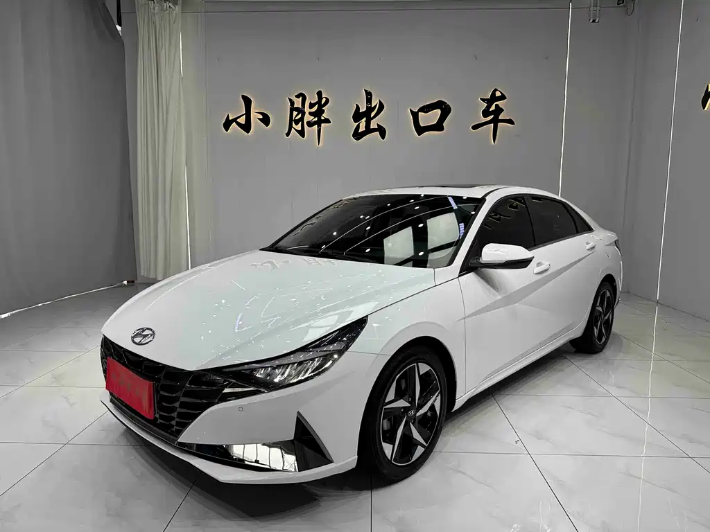 Hyundai Elantra 2023