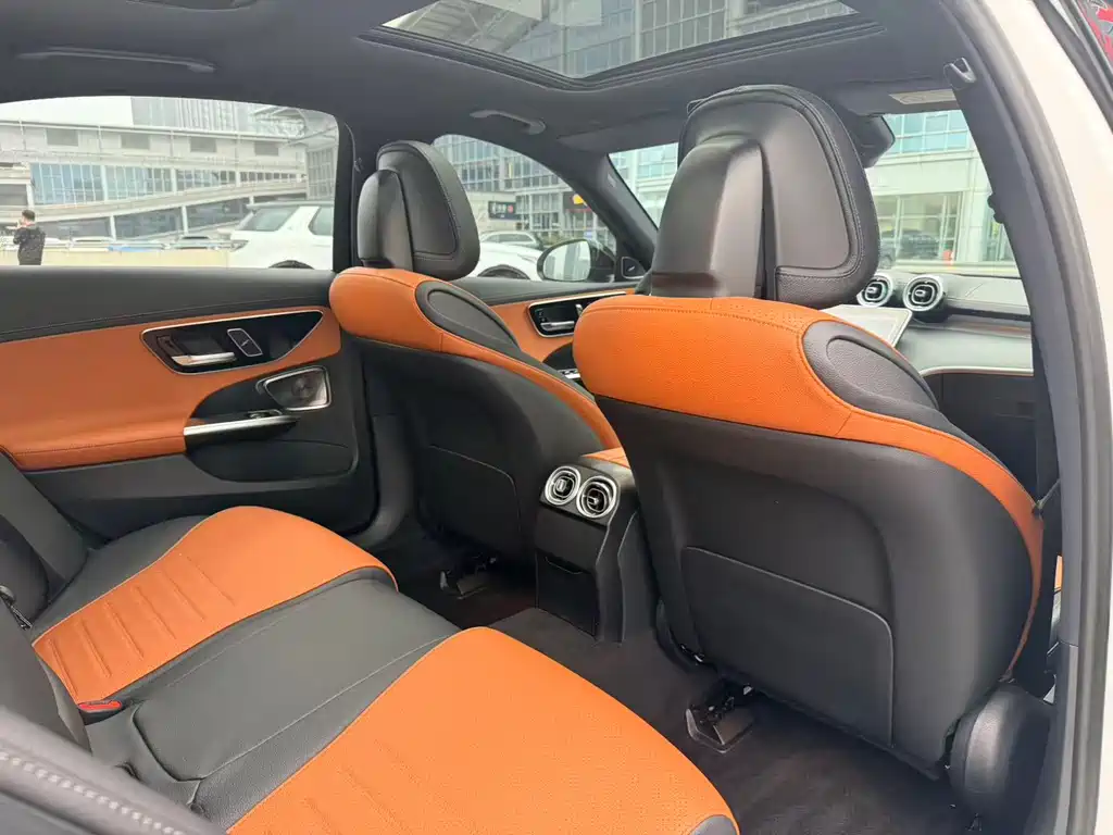 Mercedes-Benz C-Class 2022 — фото 14
