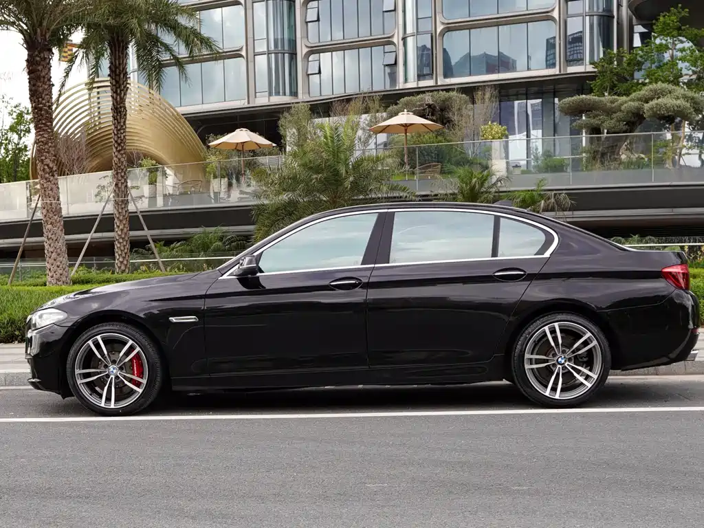 BMW 5 Series 2013 — фото 4