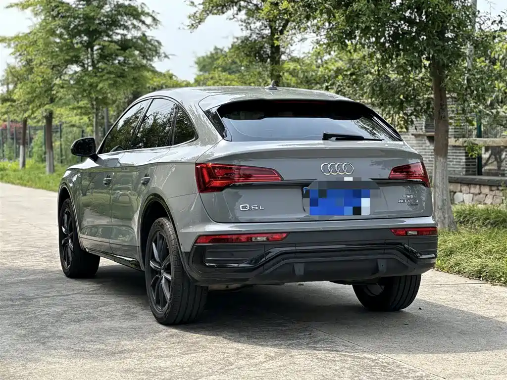 Audi Q5L Sportback 2021 — фото 6