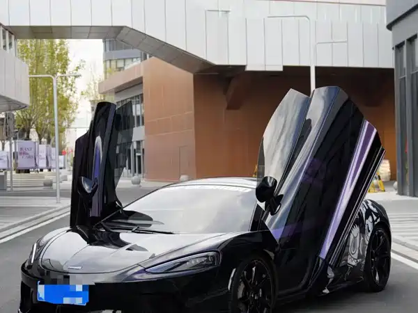 McLaren GT 2019