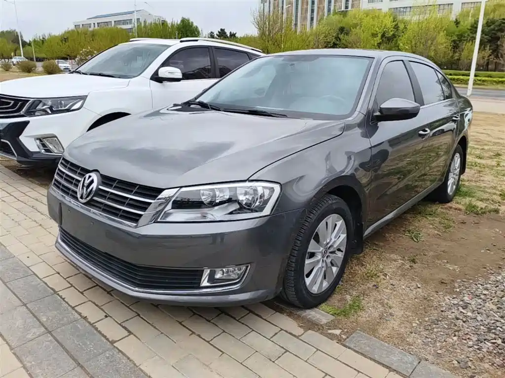 Volkswagen Lavida 2015 — фото 1
