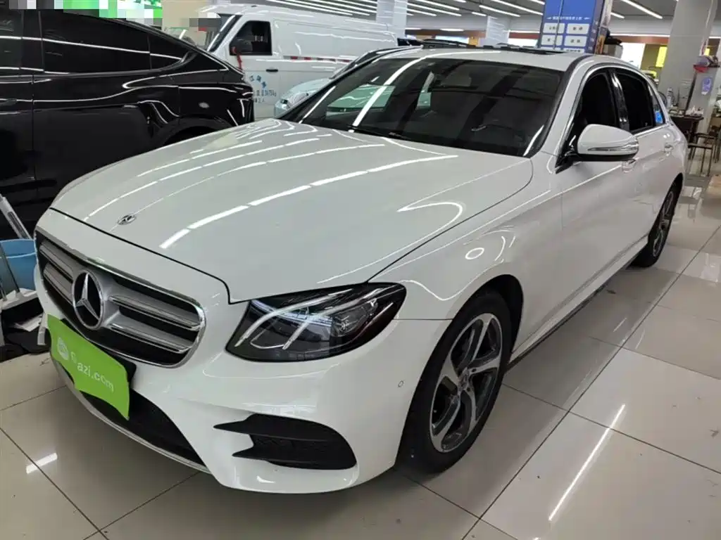 Mercedes-Benz E-Class 2019 — фото 1