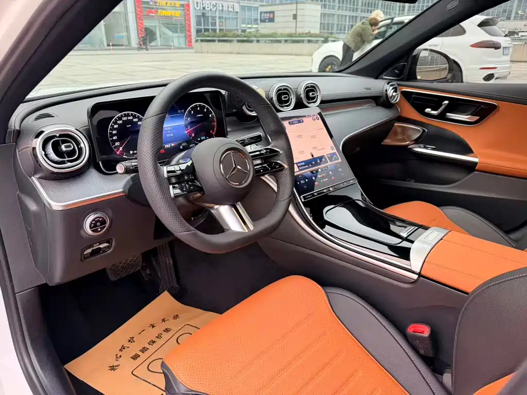 Mercedes-Benz C-Class 2022 — фото 11