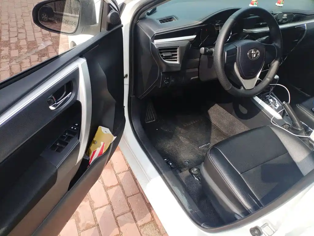 Toyota Corolla 2019 — фото 12