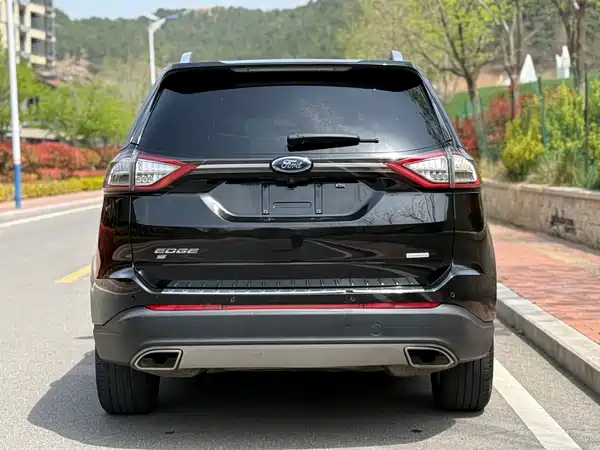 Ford Edge 2015