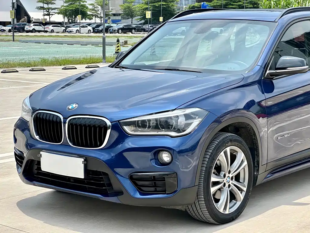 BMW X1 2018 — фото 8