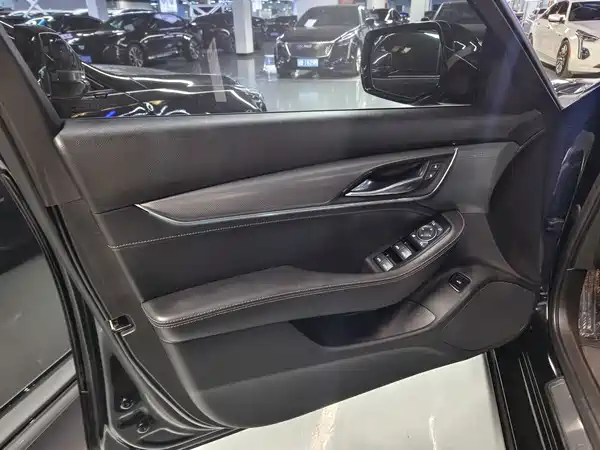 Cadillac CT5 2024