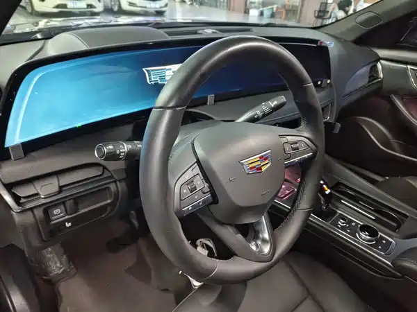 Cadillac CT5 2024