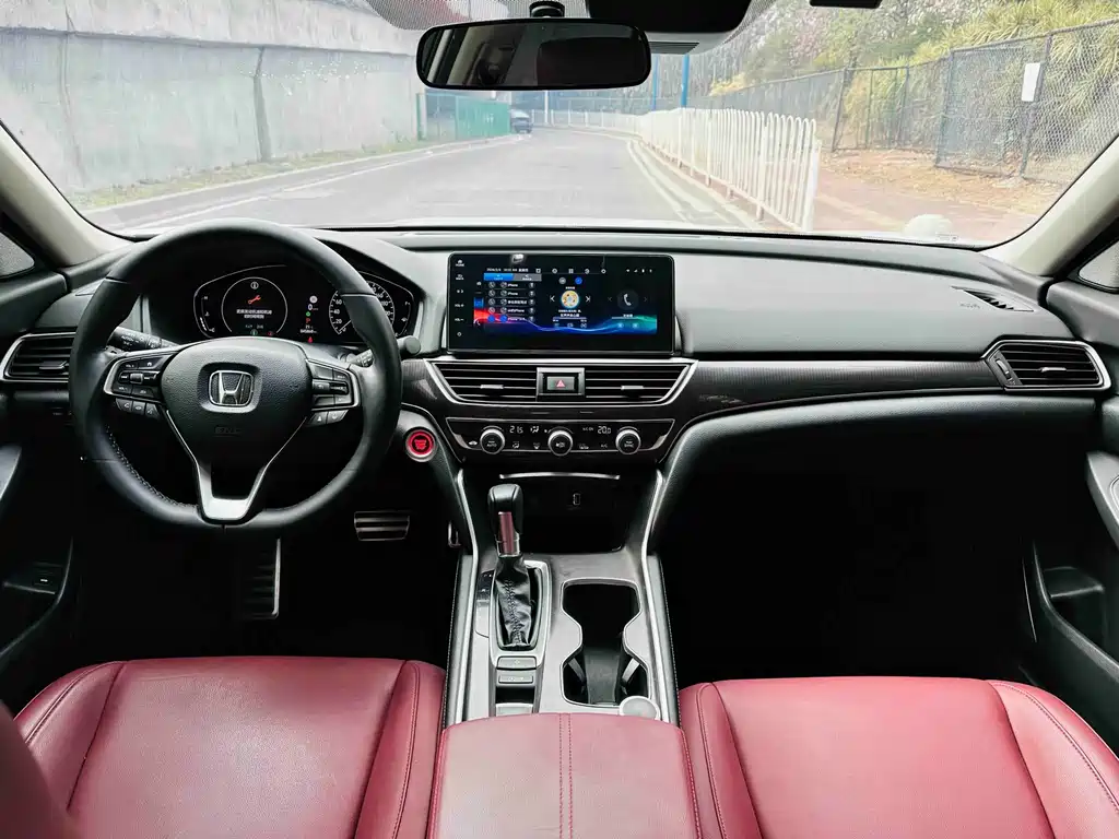 Honda Accord 2022 — фото 14