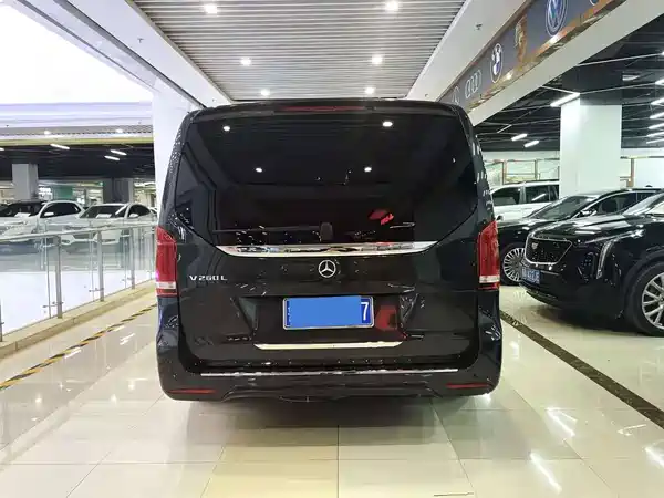Mercedes-Benz V-Class 2020