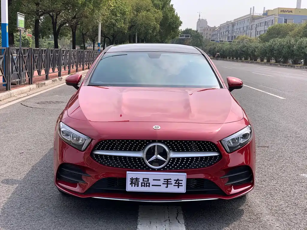 Mercedes-Benz A-Class 2023 — фото 2