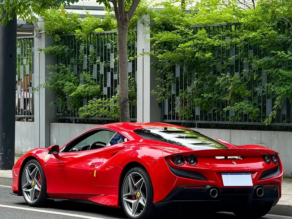 Ferrari F8 2022 — фото 3
