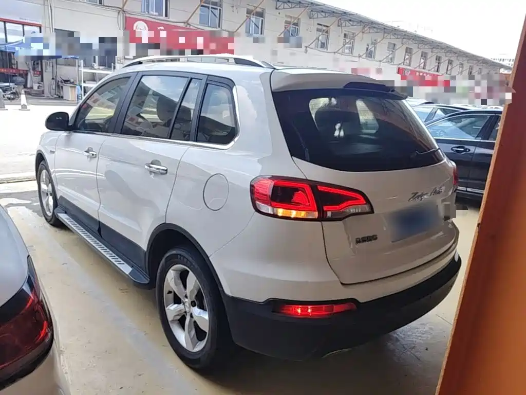 Zotye X5 2016 — фото 5