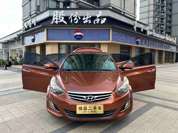 Hyundai Elantra Langdong 2013
